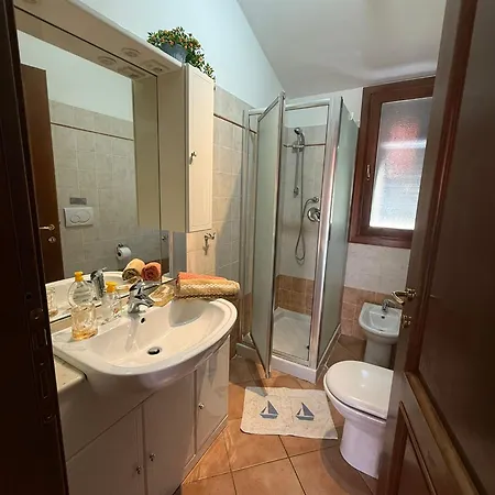 Lazzarini Giorgia Con Piscina Condivisa 2km Dal Mare